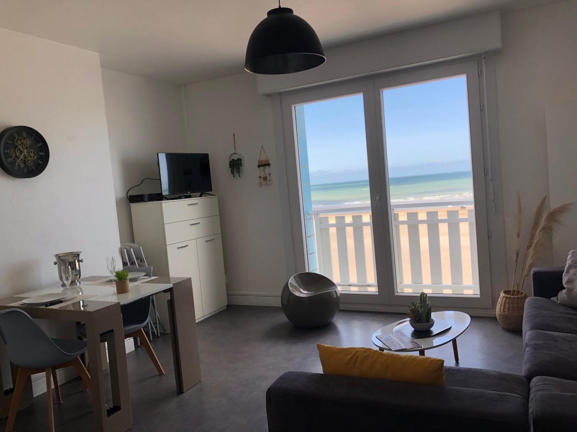 Appartement Sur La Plage De Malo Les Bains Vue Mer Dunkirk Exterior photo